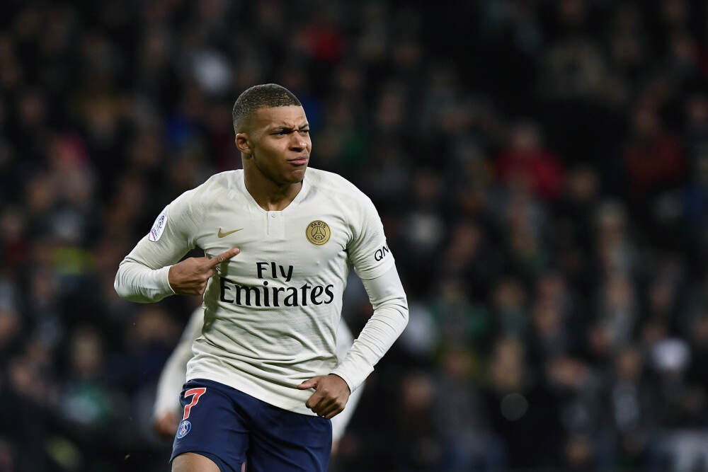 招标17年没开工，巴基斯坦3艘已下水！印度AIP潜艇的“心酸史”